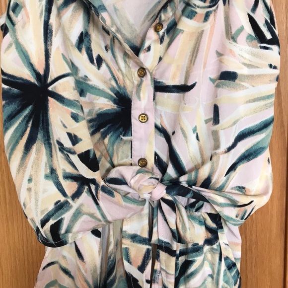 Floral Romper - Picture 3 of 3